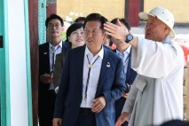 정청래, 경주 찾아 &quot;APEC 정상회의로 민주주의 회복 알려야&quot;