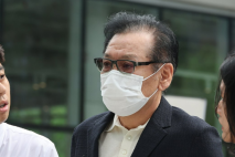 건진법사, 법원 구속영장 심사 포기...&quot;구속 받아들여&quot;