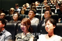 [포토] 오승록 노원구청장, '광복 80주년' 리더십 교육을 위한 영화 '독립군: 끝나지 않은 전쟁' 관람
