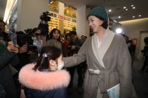 ‘둔기 피습’ 배현진 의원, 후유증에 개두술…“회복 전념”