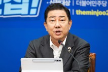 與, 징벌적 손해배상 ‘언론 재갈법’도 추진