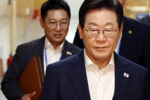 [뉴스 즉설]이 대통령 지지율 52-63%, 이춘석·조국 후폭풍에 휘청