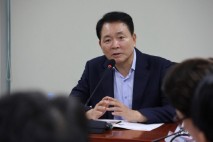 성일종 