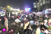 동화천 야외 영화관 엔딩크레딧에 출연하자