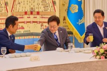 “추석전 檢 수사-기소권 분리” 與 손 들어줘… 속도조절 혼선 매듭