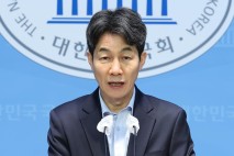 윤건영, 김정숙 옷값 무혐의에 “尹정권 정치보복 확인돼”