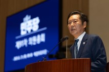 정청래 “노란봉투법 통과 역사적 큰일…검찰청 해체법 9월25일 처리”