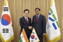 김동연, 이임 앞둔 아밋 쿠마르 주한인도대사 만나  “경기도-인도 협력 지속 확대 기대”