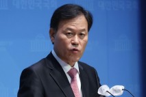 김건희 특검, '공천개입 의혹' 윤한홍 의원 소환조사