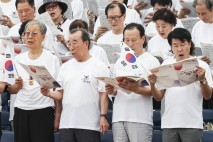 광복 80주년 기념 '송파구민 대합창' 참석한 서강석 송파구청장