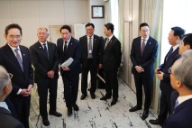 李 순방에 재계 주요 그룹 전용기 동시에 뜬다