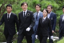 민주당 "조국 개선장군이냐"…혁신당과 합당론 쏙 들어갔다