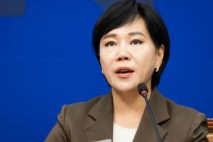 전현희 "조국, 겸허한 자세로 신중하길"…광폭 행보에 與 당혹