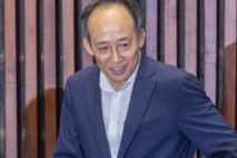 계엄 전후 국힘 단체 대화방 삭제…추경호, 계엄 직후 홍철호와 통화