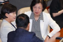 추미애 법사위원장 첫 안건은 '더 강력해진 김건희 특검법'