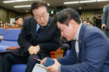 금기 깨고 "박정희면 어떻나"…화제의 李연설, 윤 팀장 작품 [이재명의 사람들⑲]