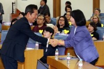 국힘, 李 조국·윤미향  사면에 비판 이어져