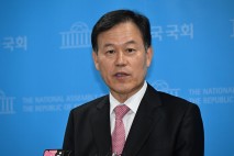 [단독] 특검, ‘尹 부부 공천개입’ 관련 윤한홍 참고인 소환조사