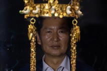 “개그 욕심”…‘왕관 쓴 정청래’ 사진 비판에 정청래의 한 마디