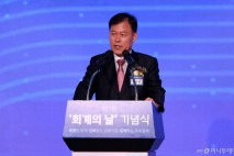김건희 특검, '윤 전 대통령 부부 공천개입' 관련 윤한홍 참고인 소환조사