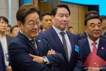 이재명 대통령 주한 외교단 만찬…최태원 등 경제6단체장 참석