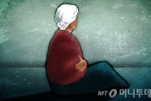 80대 노모 때려 감옥 간 아들…출소 2개월 만에 또 때렸다