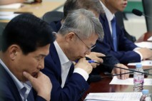 검찰개혁 '얼개 중 얼개'만 추석 전 완료…넘어야 할 산 3개