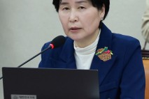 민주 "추석 전까지 개혁안 도출"…대법관 증원에 신중론도