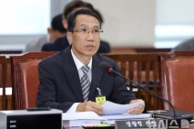 경찰청장 대행 "경찰 민주적 통제 기대감 알아…세부계획 세울 것"