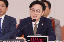 산업장관 "농산물 추가 개방 없다…철강 50% 관세는 안타까워"(종합)