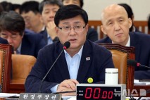 내년 전기차 보조금, 400만원 인상될듯…환경장관 "부처 협의중"