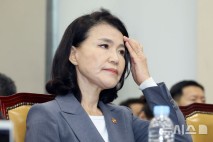 여야, 과방위서 '이진숙 거취' 공방…"당장 사퇴" "청문회냐"