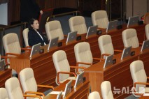 민주, 오늘 EBS법 필리버스터 종결 이후 표결…방송3법 처리 마무리