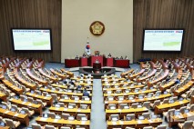 노란봉투법, 與 주도로 본회의 통과…국힘 표결 불참