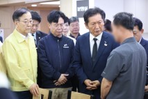 청도 열차사고 빈소 찾은 정청래 