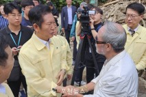 더불어민주당정청래 당대표, 내촌 수해현장 방문 “재발 방지 종합대책 마련할 것”
