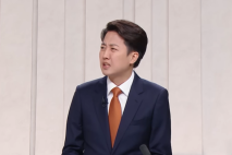 직장인 10명 중 7명 