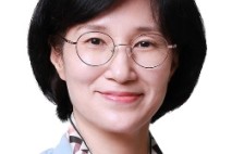 'n번방 변호사' 출신 후보 …장관 대행 542일 여가부 새 장관 오를까
