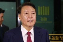 尹, 실명 위기에 전자발찌 차고 진료?…논란에 법무부 긴급 공지