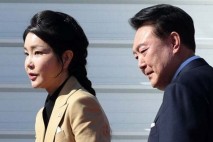 ‘윤석열·김건희 계엄 손배소’ 시민들‥ 아크로비스타 집 가압류 신청