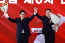 국힘, 도로 ‘반탄 지도부’로… 범보수 대선주자들의 득실은?