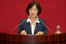 [단독] 법사위, 25일 전체회의…강화된 '내란특검법·김건희특검법' 개정안 상정