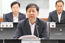 구윤철 