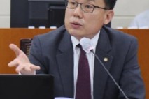 국경 넘는 환경범죄, 멸종위기종 등  외래생물·폐기물 불법 수출입 만연