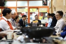 김동연 지사, 추석 연휴 첫 날 전통시장 방문…“하반기 통큰세일에 20억 추경 추가 확보”