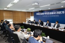 가덕도·새만금신공항…대형 SOC 사업 어디로