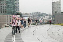 &quot;루프탑서 서울을 유영하다''…'DDP 루프탑 투어' 개방