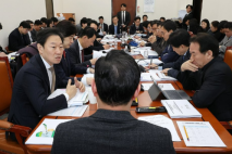 박수영 &quot;대한민국 산업화 무너뜨릴 것&quot;...李정부 법인세 인상안 맹폭