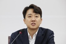 경찰, '성폭력 발언' 이준석 무혐의…&quot;허위성 단정할 수 없어&quot;