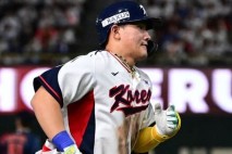 도쿄돔 폭격한 안현민, 일구상 신인상 수상...최고투수 원태인-최고타자 송성문